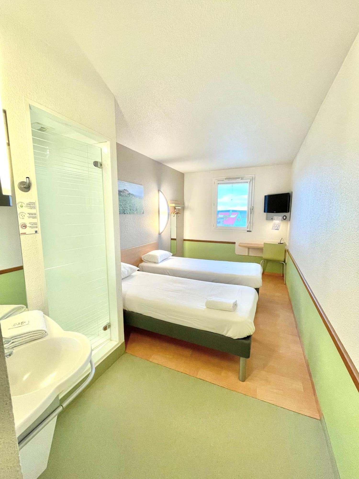 Hotel Ibis Budget Cosne Sur Loire Exteriér fotografie