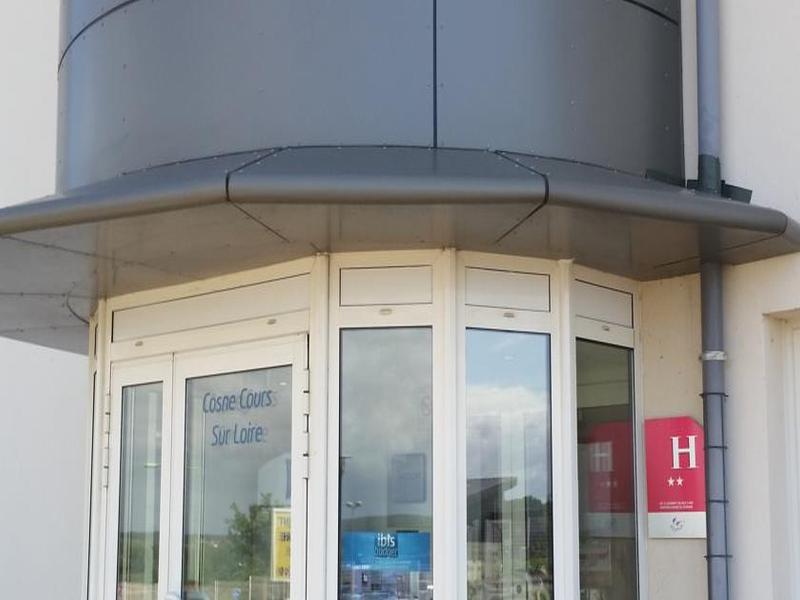 Hotel Ibis Budget Cosne Sur Loire Exteriér fotografie